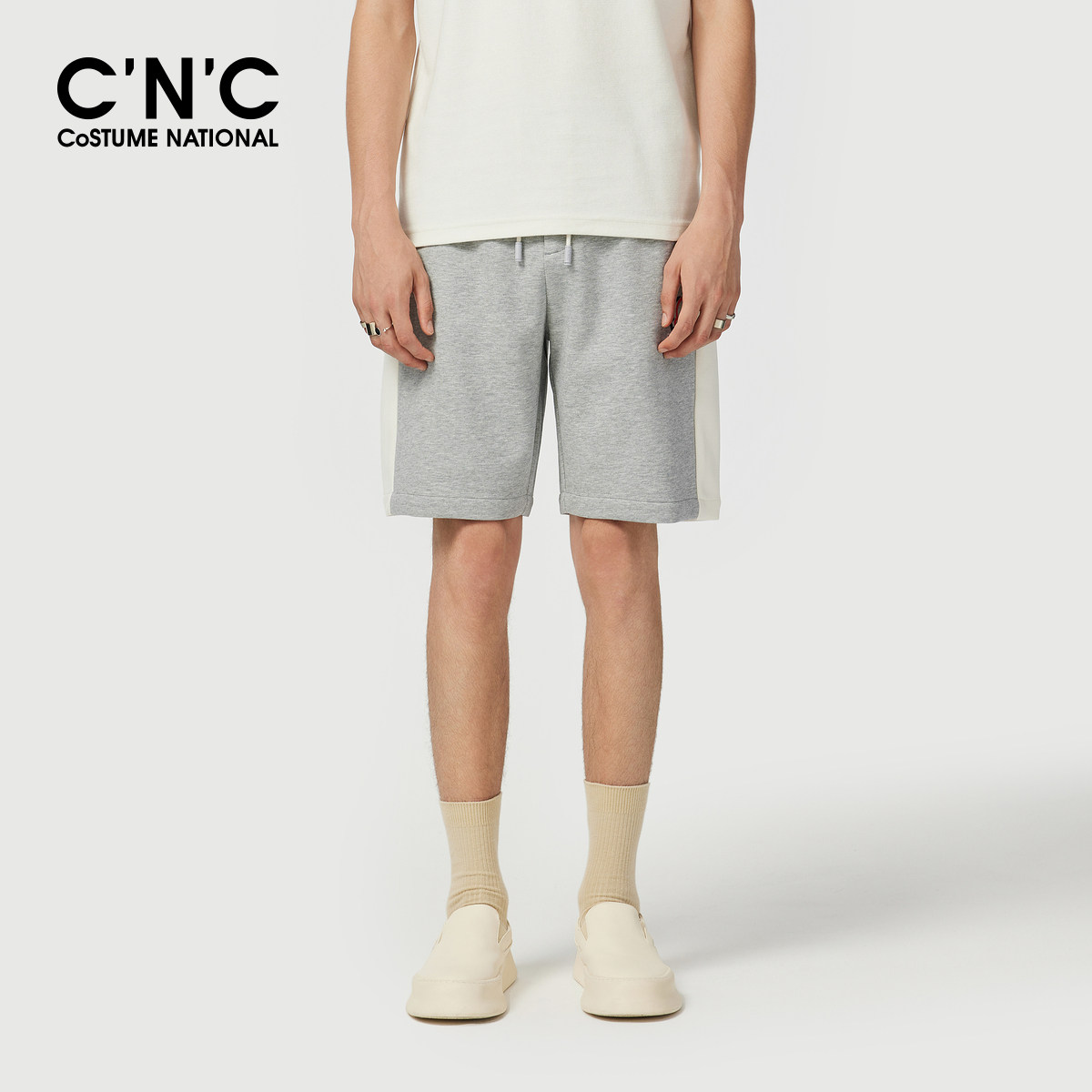 CNC男装26春夏新款男士短裤logo刺绣条纹组合元素休闲五分短裤 - cnc官方旗舰店出品