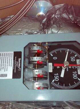 供应原装AKM油温度表AKM3440112(T111)6.0  4－20mA输出全新