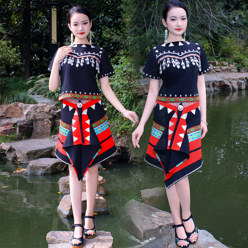 云南傣族少数民族服装套装