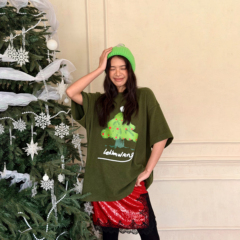 LEDIM WANG圣诞树印花羊毛T恤女宽松上衣2025冬季新款绿色短袖
