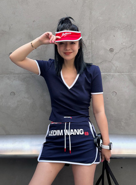 LEDIM WANG撞色V领T恤女美式运动风宽松短袖百搭上衣春夏新款