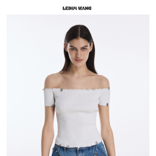 上衣 白色针织短袖 LEDIM WANG一字肩金属夹片T恤女2026春夏新款
