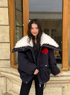 【明星同款】LEDIM WANG撞色毛毛翻领棉服外套女藏青色25秋冬新款