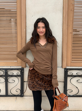 LEDIM WANG动物纹可拆毛领V领T恤女军绿色内搭长袖上衣25秋冬新款