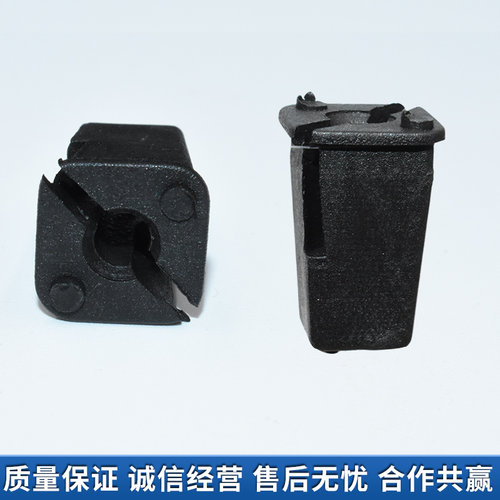 陕汽德龙F2000车门门板扣F3000内饰板装饰板铆钉底座卡子门板卡扣