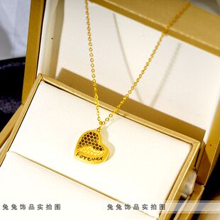 【钛钢不掉色】爱心字母鱼鳞片闺蜜锁骨项链轻奢小众气质网红女款