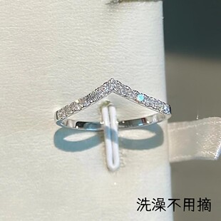 【钛钢不掉色】闪闪锆石V字形排钻镶嵌锆石小碎钻叠戴ins闺蜜戒指