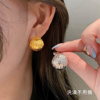 钛钢女肌理感C形流光拉丝耳钉ins