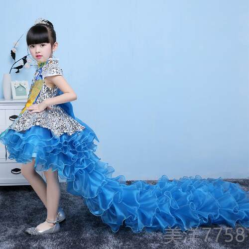 高档六节主持舞一拖蹈出服儿童公主裙小女孩孔雀超长尾裙花童晚演