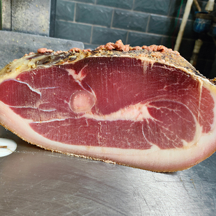 云南火腿 正宗无量山火腿肉 腊猪脚肉家庭实惠装 农家老腊肉1斤