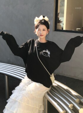 陈六六CHENLIULIU【kitty猫咪】蕾丝贴布绣卡通印花减龄宽松上衣