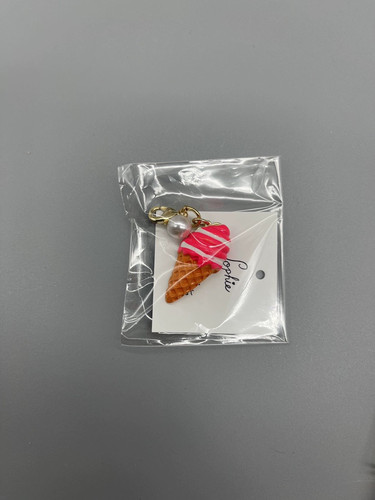 日本Curly卷发女孩Sophie et Chocolat荧光粉冰激淋拉链扣包挂件