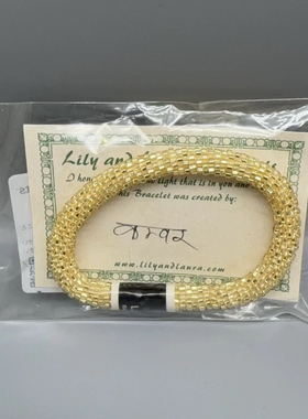 日本Lily and Laura淡黄色扩香手环