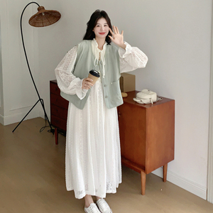 休闲工装马甲蕾丝提花连衣裙女2025春季新款超仙白月光连衣裙套装图片