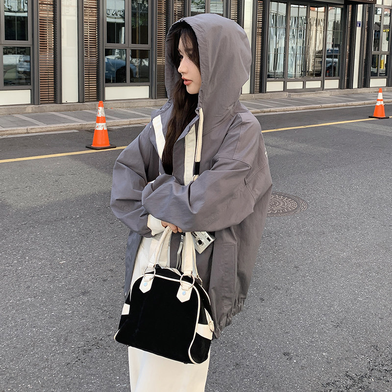 现货2025秋季新款休闲连帽外套浙宝300/289/P145控228,女装短外套,郎佰婉