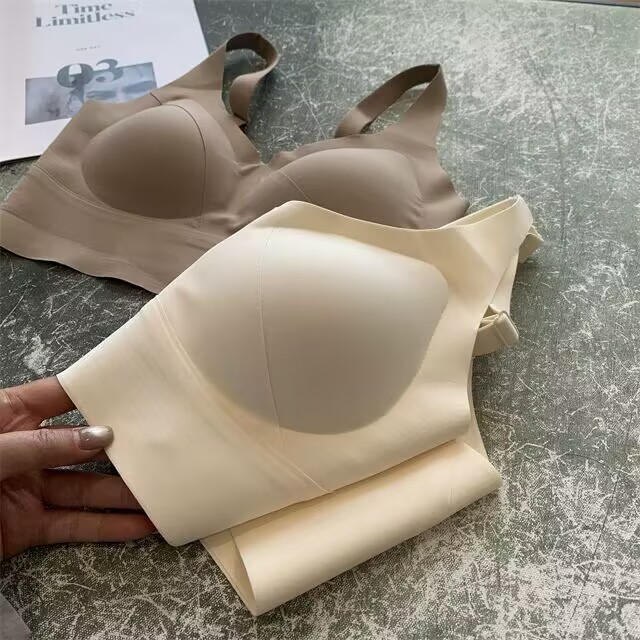 轻薄无钢圈交叉美背聚拢文胸