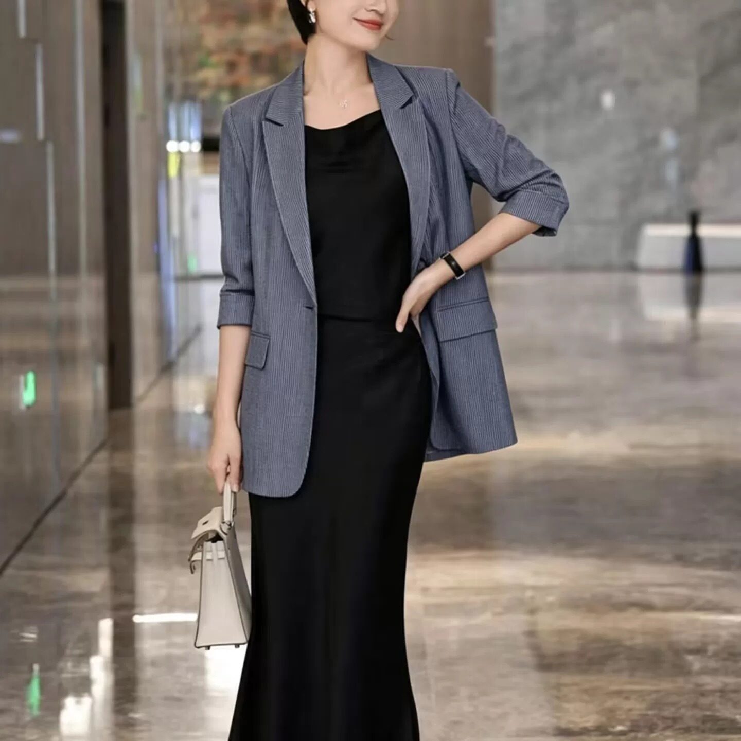 深蓝天丝小格子一粒扣西装外套女