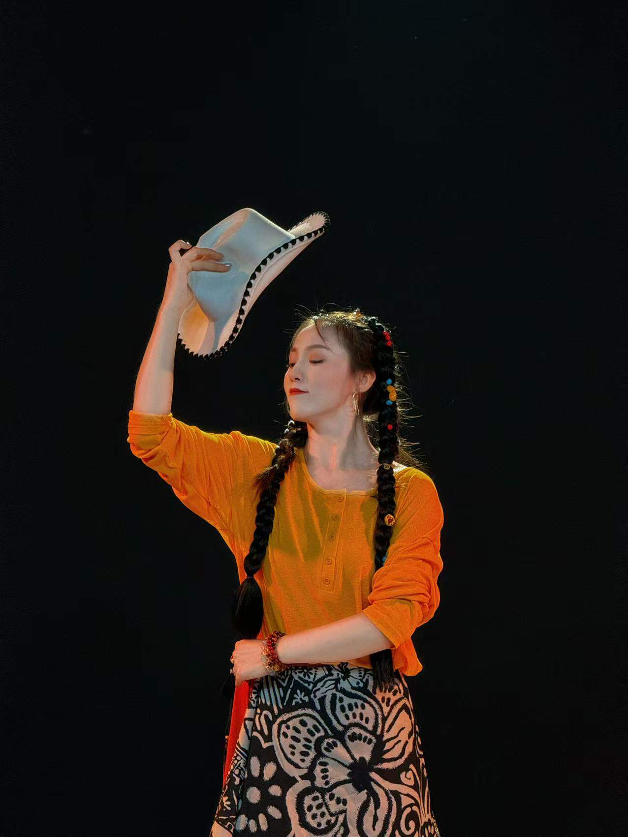 新款欧美复古绅士帽翘边个性爵士帽英伦风表演帽西部牛仔帽拍照