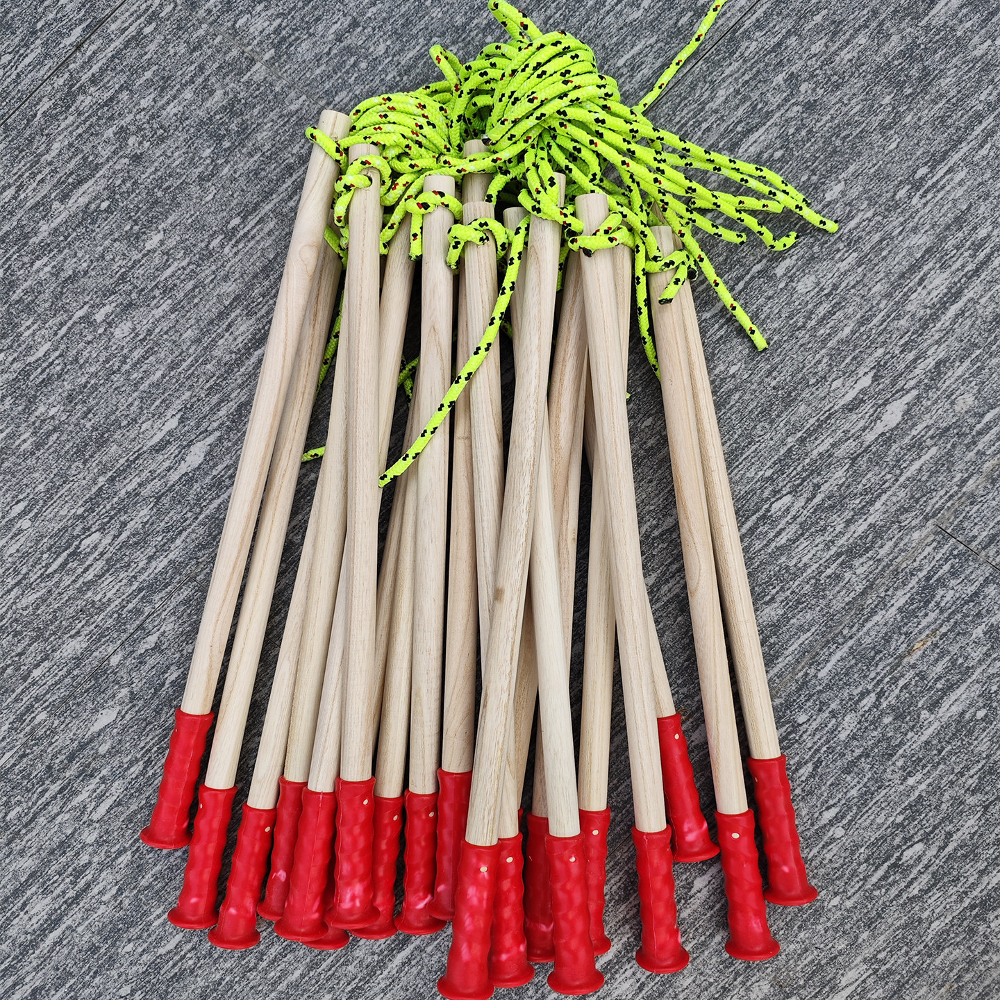 陀螺鞭绳木杆棉绳皮鞭耐用牛筋鞭梢儿童成人陀螺橡胶冰嘎尜猴鞭子