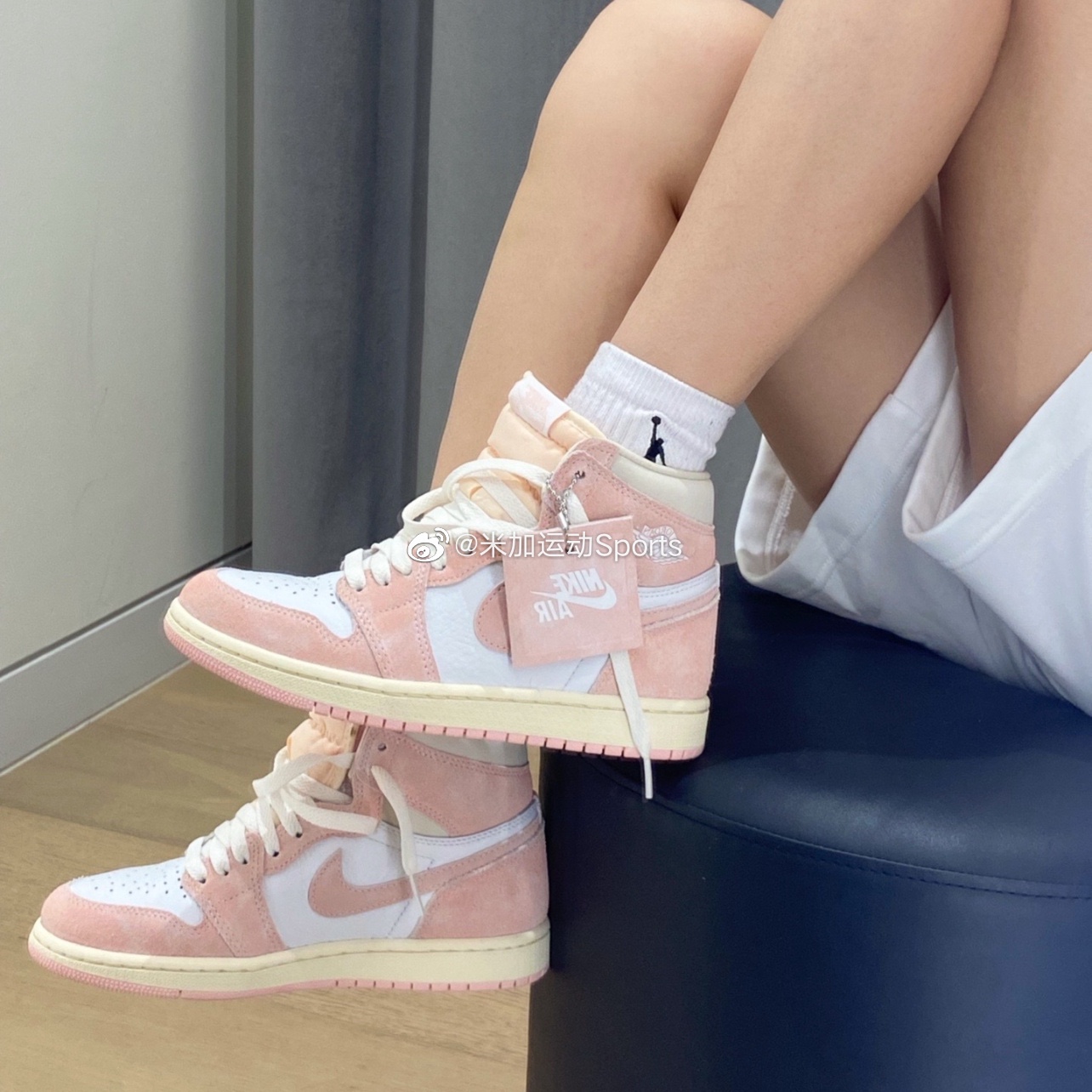 正品Air Jordan 1 AJ1 OG粉白高帮女子潮流复古篮球鞋FD2596-600