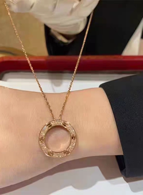 明星高端轻奢18K玫瑰金大饼项链女满钻圆饼三钻简约ins无钻锁骨链