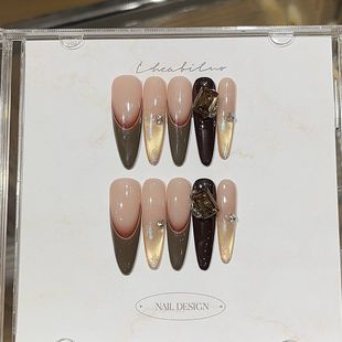 纯手工奶咖焦糖秋冬气质风深栗色晕染法式 爆闪猫眼堆钻细狗穿戴甲