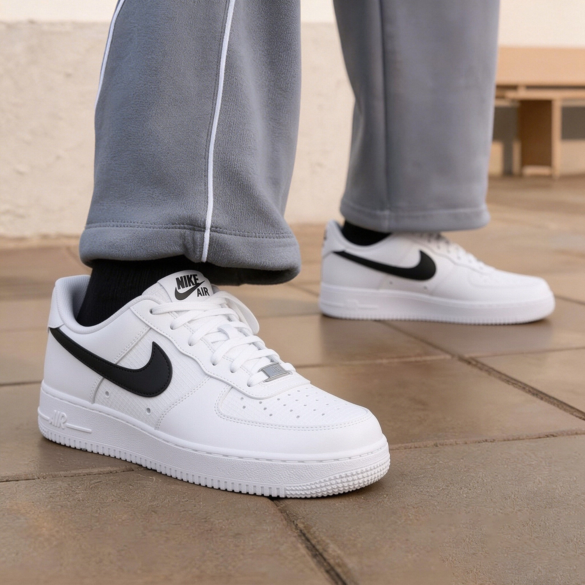 尖货丨NIKE耐克男子AF1空军一号经典板鞋运动休闲鞋IR0952-100