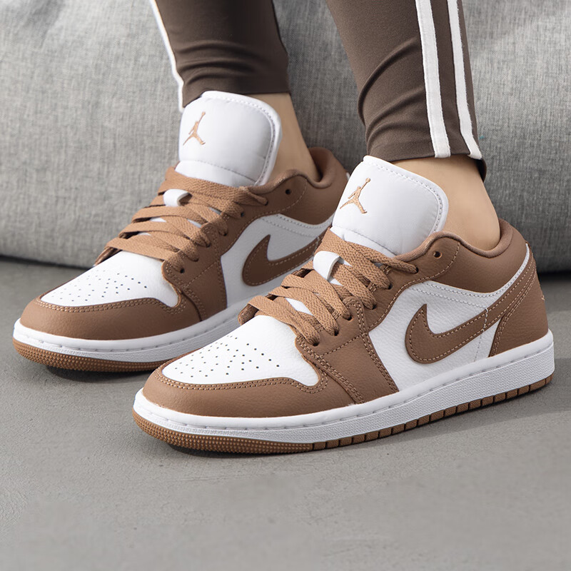nike耐克女子AIR JORDAN 1户外百搭运动训练篮球鞋DC0774-202