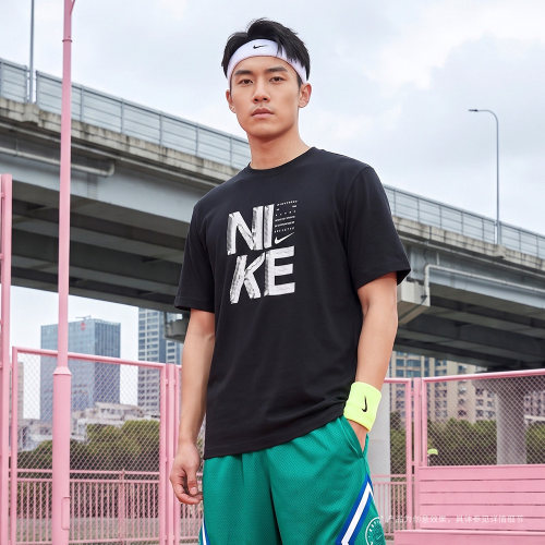 NIKE耐克男子AS M NK DF HYVERSE运动休闲短袖T恤IF2779-010