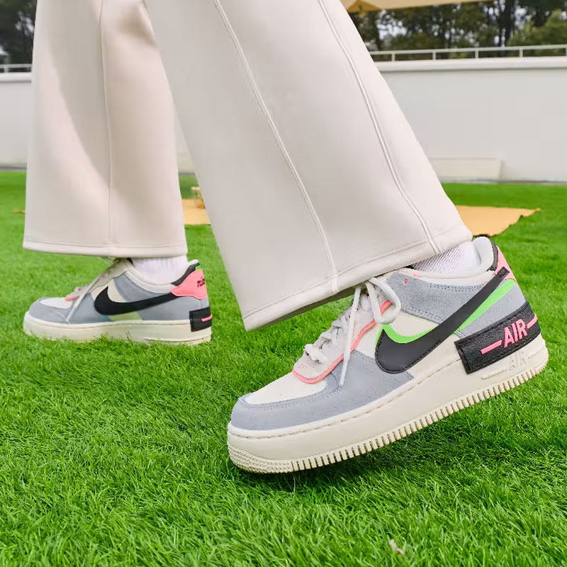 NIKE Women's AF1 Air Force One Low-top Fashionable and Comfortable Sports Casual Shoes IV3221-181 thumbnail 3