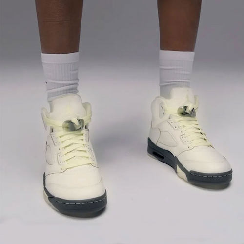尖货丨NIKE耐克女子AIR JORDAN 5复古经典运动篮球鞋IM7592-130