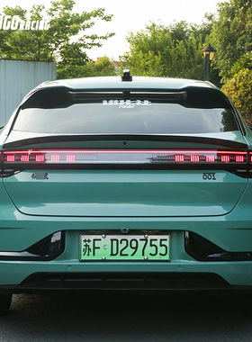 适用于极氪001黑标车尾标车头标ABS黑橙双拼车标贴装饰贴黑化改装