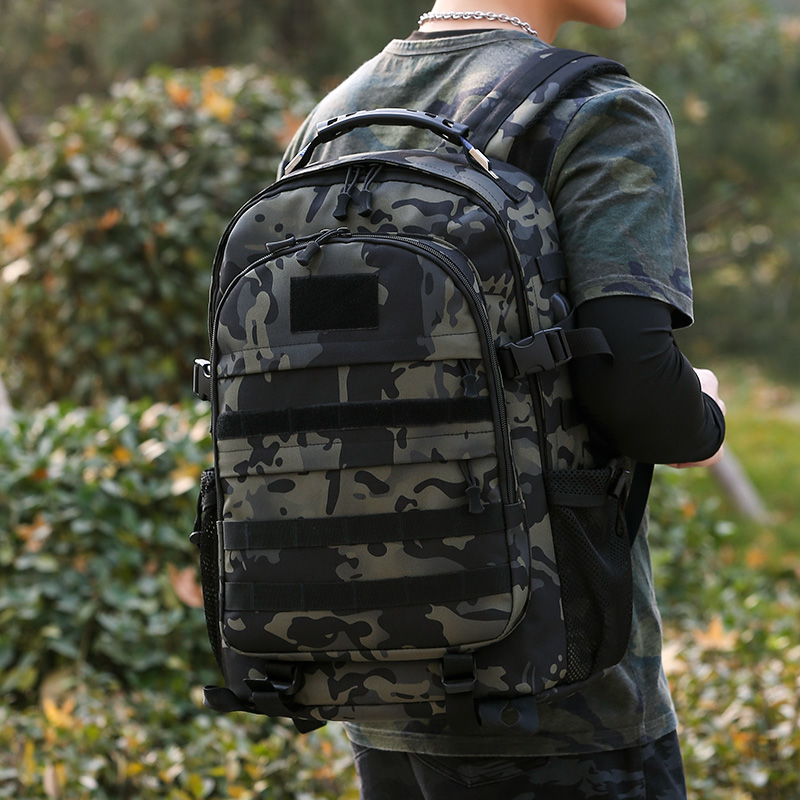 新款户外迷彩男女战术多功能耐磨防水大容量特战包双肩背书包45升