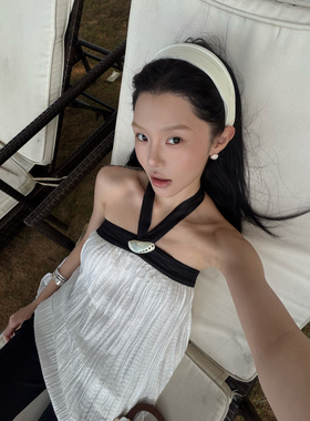 Hydrae禧1嘤 黑白撞色挂脖背心女夏辣妹宽松遮肉显瘦无袖拼接上衣