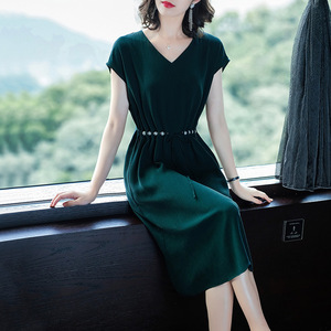 高端名媛气质连衣裙夏奢华大牌2023新款过膝V领休闲欧货洋气裙子