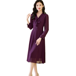 连衣裙女2024春秋新款正式场合飘带领早春名媛气质紫色长袖打底裙