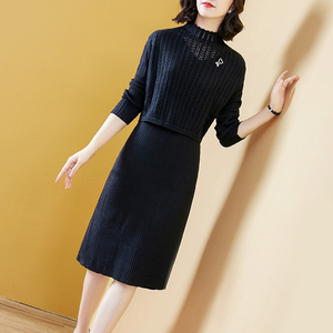 高端连衣裙奢华大牌纯色秋装女2025新款针织内搭显瘦遮肚子两件套