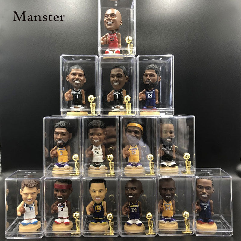 篮球球星科比詹姆斯库里字母哥车载摇头公仔人偶手办摆件礼盒装