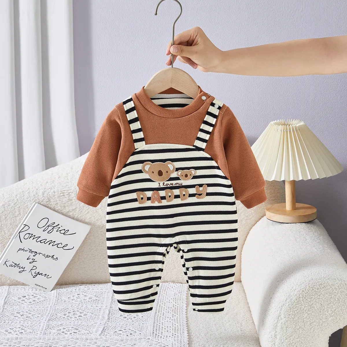 春秋季黑白条纹婴儿季连体衣新生儿小熊长袖哈衣时尚洋气包屁爬服