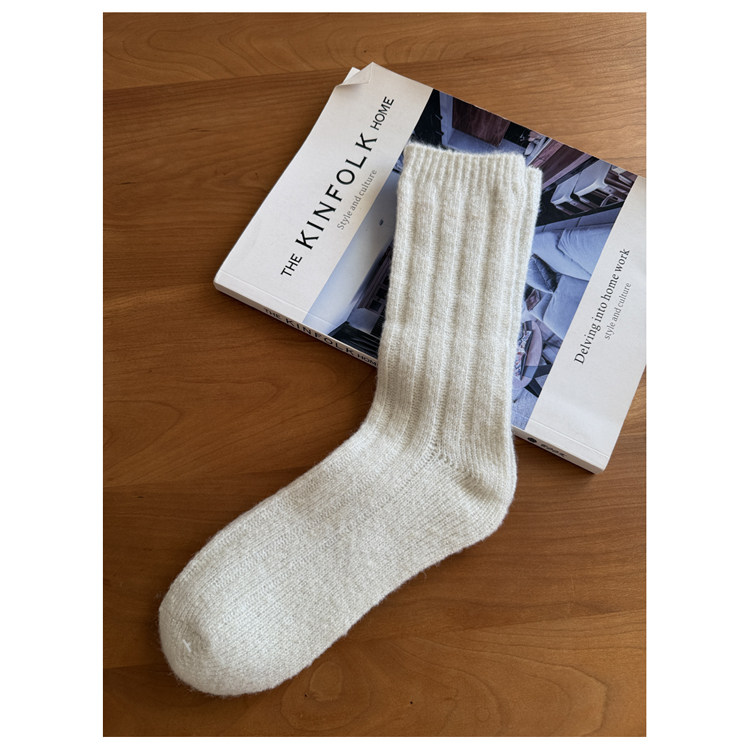 剩余少量高品质顶顶好货女式羊绒羊毛坑条短袜蓬松保暖中筒袜秋冬,女士内衣/男士内衣/家居服,短袜,淘宝优惠券,粉丝福利购,淘宝优惠卷