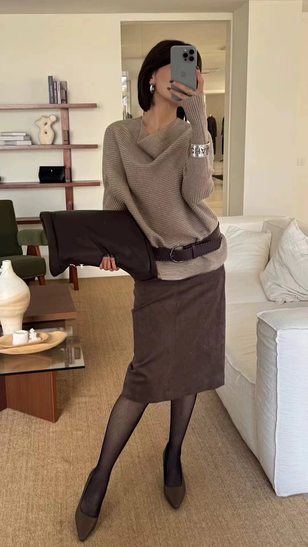 mols正品2025冬季新款高智感反绒后开叉高腰半裙中裙配腰带5129