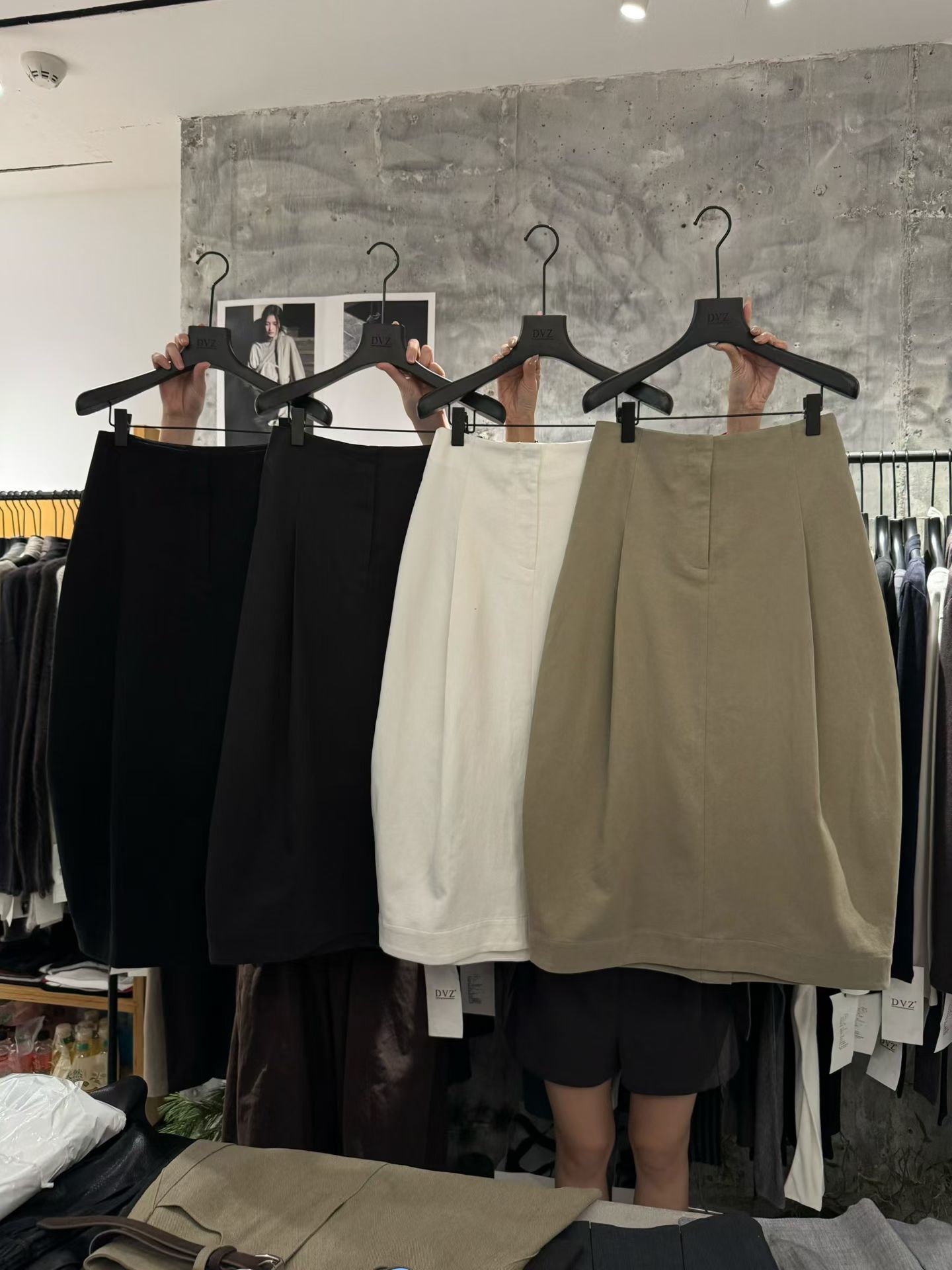 DVZ高品质莱赛尔花苞半身裙女2025秋季新款韩版复古高腰显瘦长裙