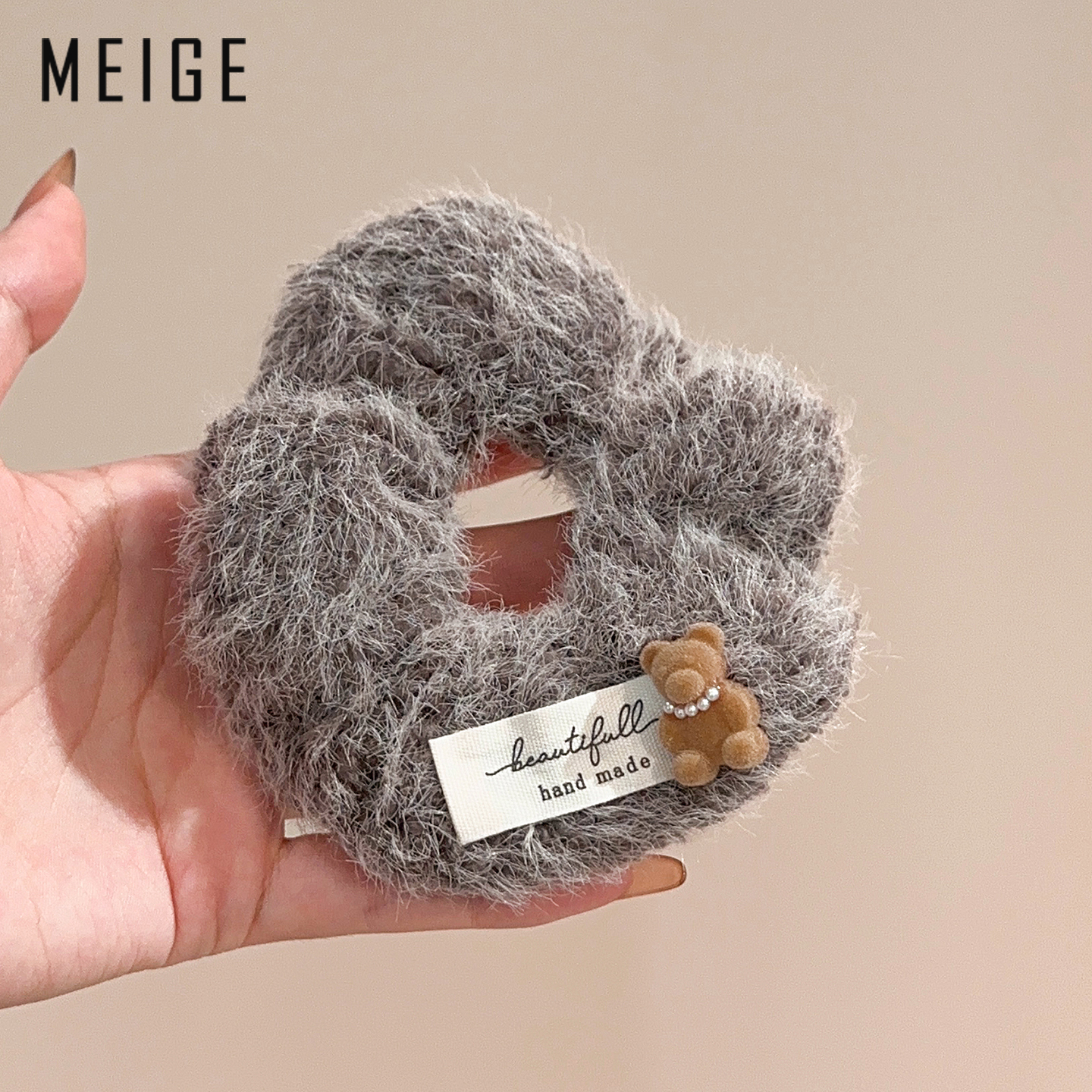 可爱小熊毛毛绒大肠发圈