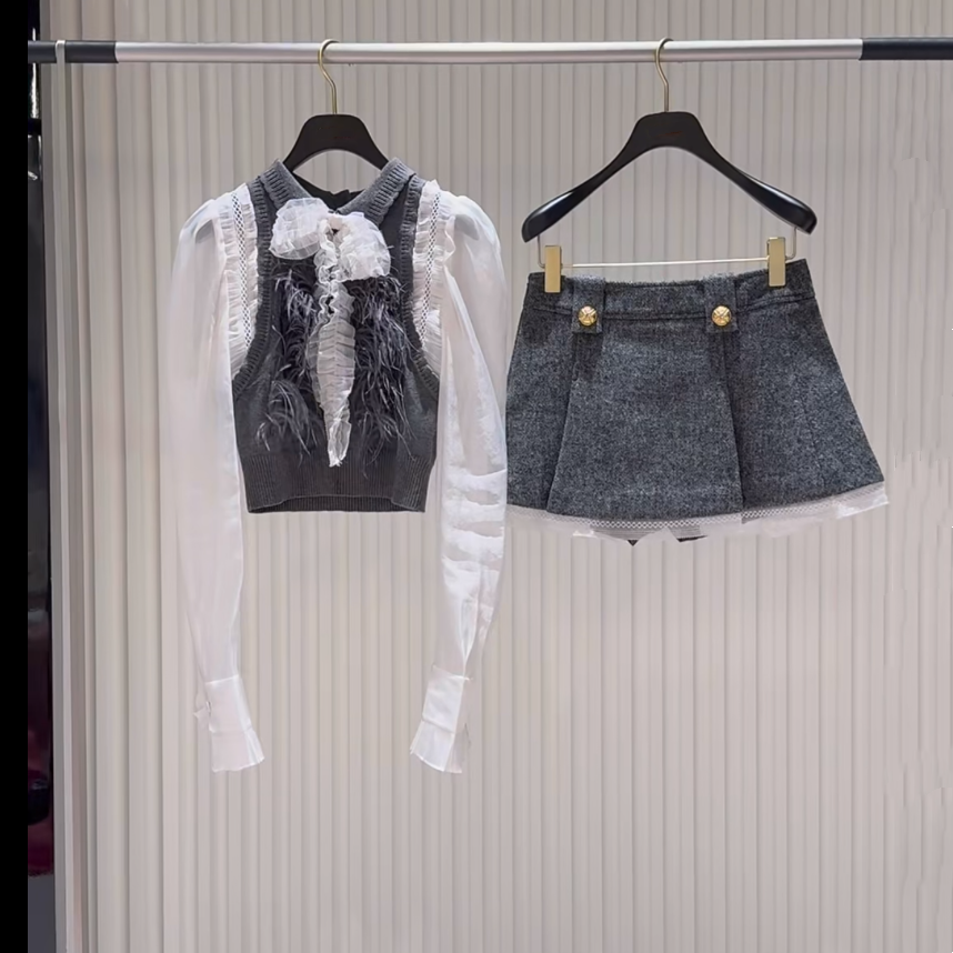 现货拉飞家2025秋款羽毛装饰针织衫LF25Q41ZB282短裙LF25Q41SS208