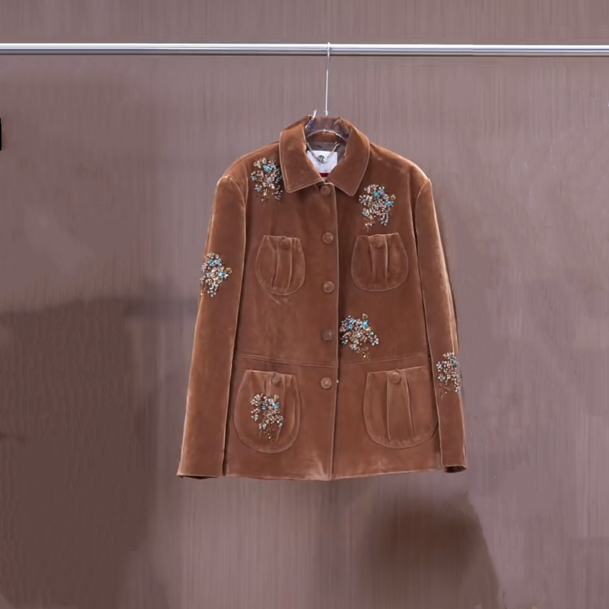 现货拉飞家2025秋款女宽松重工钉珠刺绣丝绒外套上衣LF25Q41SC054