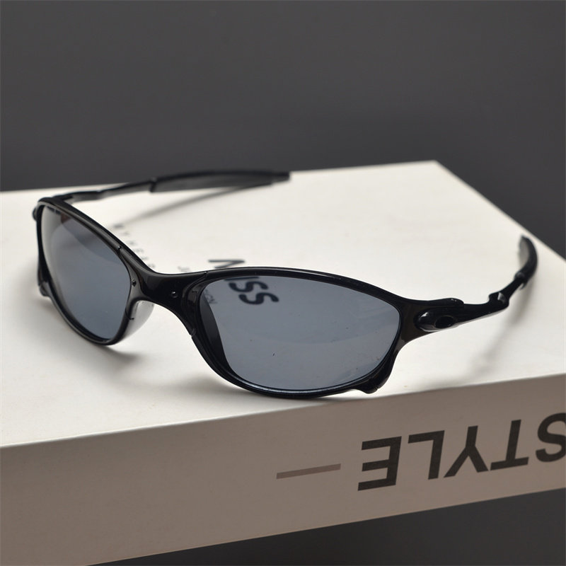 thumbnail for Cyberpunk futuristic sense of science and technology, small frame, laser dazzling sunglasses, European and American style, round face, hip-hop cycling sunglasses