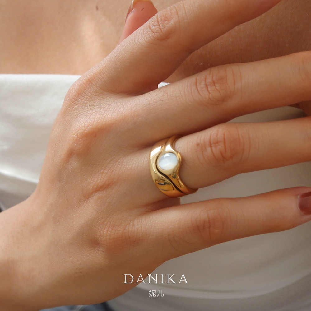 DANIKA 天然贝壳戒指女轻奢欧美风贝母指环18K包金不褪色