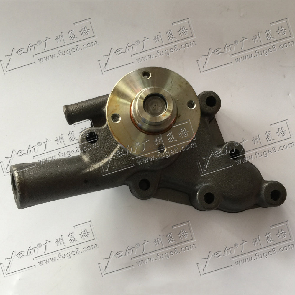 柴油机冷却系统配件C240水泵适用五十铃发动机