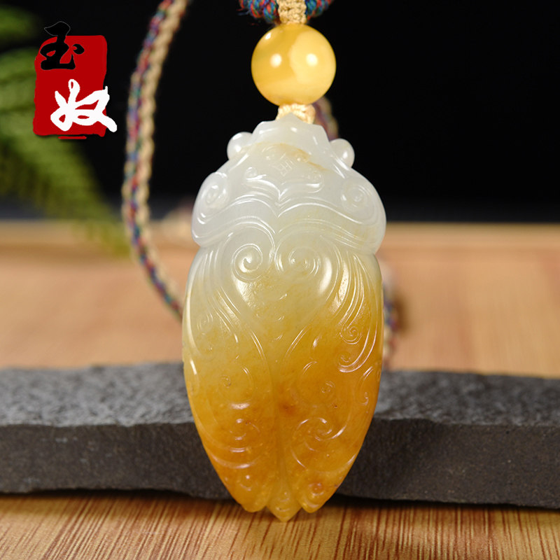 新疆玉龙喀什河天然洒金皮籽料和田玉/金蝉/一鸣惊人/吊坠/47.3克图片