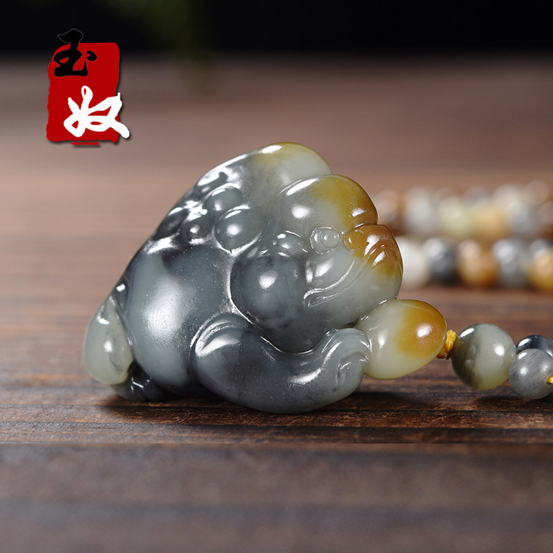 新疆黑山天然和田玉/青花带糖楼兰三色墨玉/金蟾/108颗项链/82克